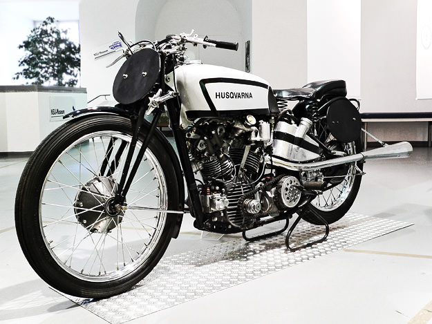  Like this beautiful, monochromatic 496 cc V-twin from 1935, a racing bike 