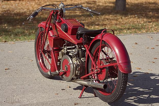 Vintage Moto Guzzi Corsa 2V  Bike EXIF